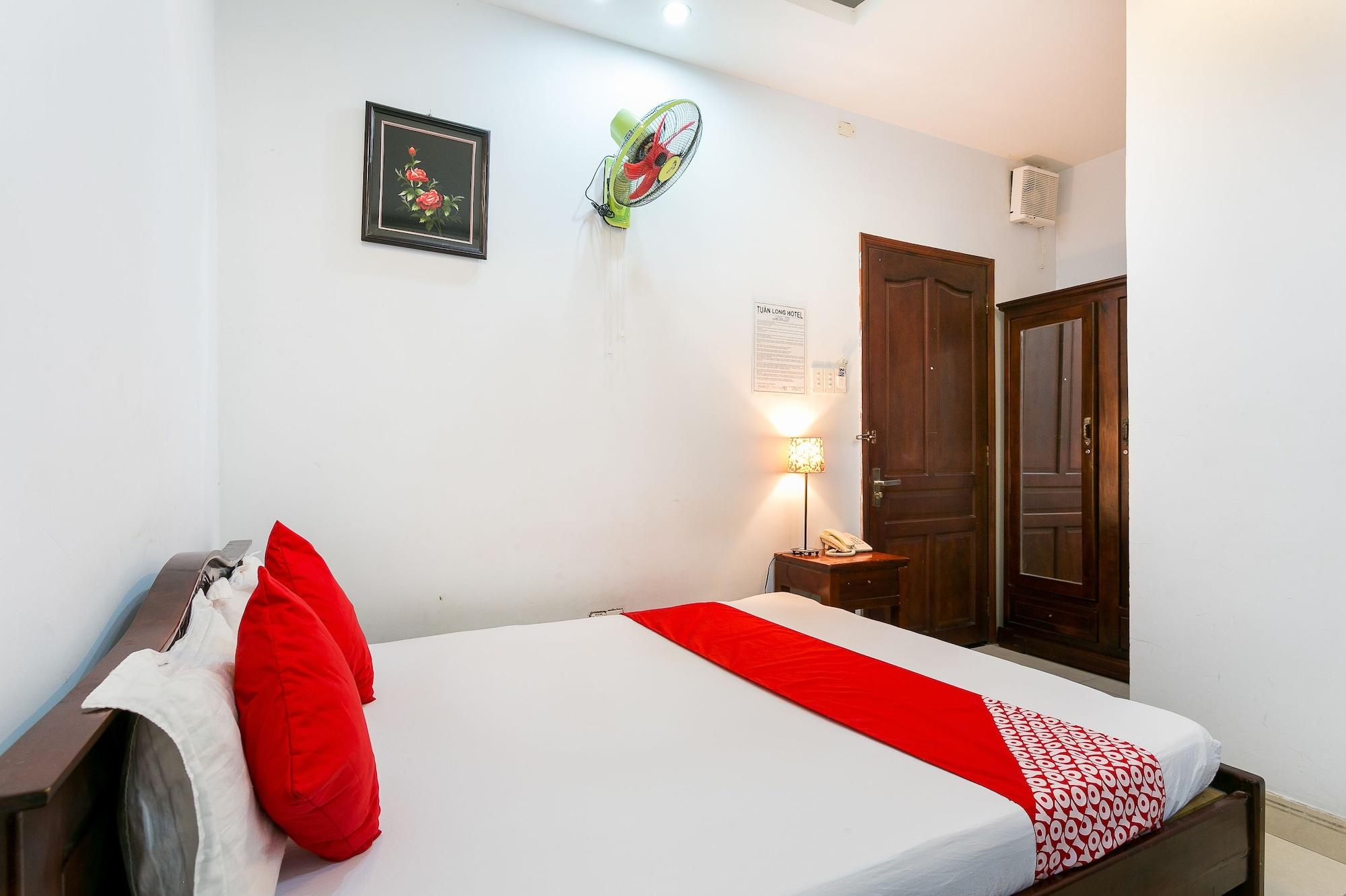 Oyo 130 Tuan Long Hotel 호치민 외부 사진