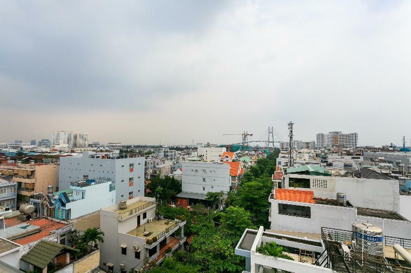Oyo 130 Tuan Long Hotel 호치민 외부 사진