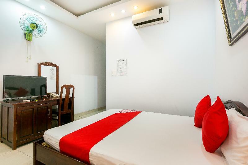 Oyo 130 Tuan Long Hotel 호치민 외부 사진