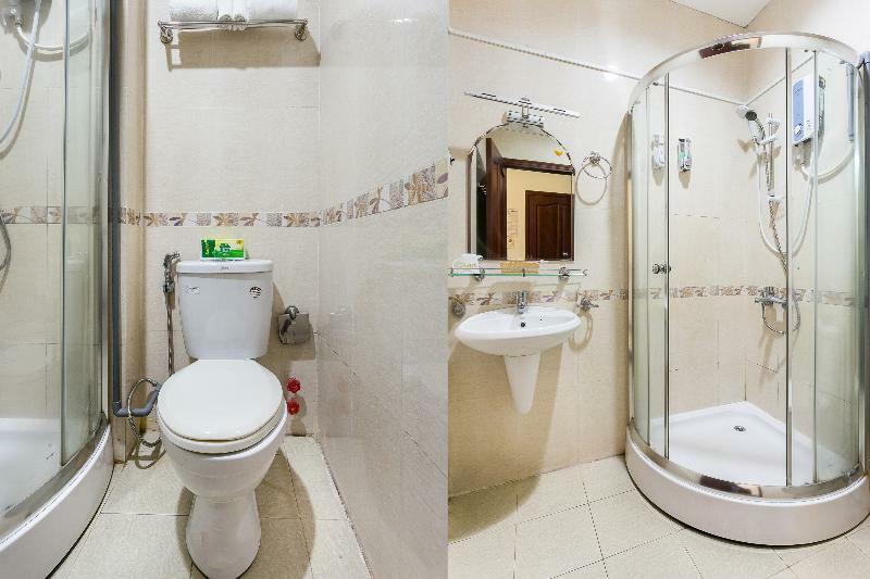 Oyo 130 Tuan Long Hotel 호치민 외부 사진